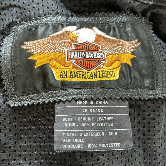 Harley Davidson leather motorcycle jacket - Picture 9 of 11